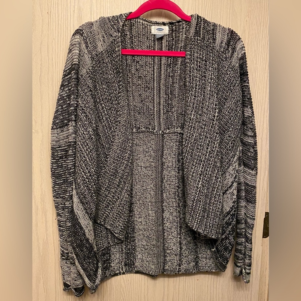 Black and White Woven Long Sleeved Cardigan Size L Old Navy